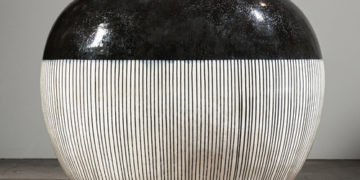 Jun Kaneko: Black & White / Bentley Gallery, Phoenix, Arizona