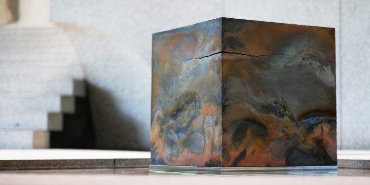 Tomonari Hashimoto ceramic artist