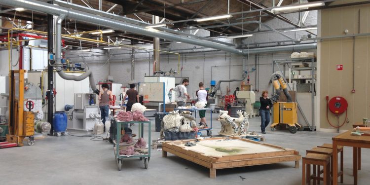 Sundaymorning@ekwc, an international center of excellence for ceramics. Interview with Ranti Tjan