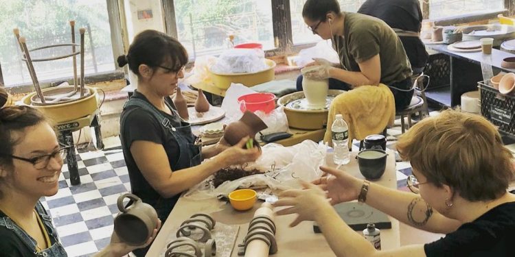 supermud studio pottery classes