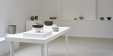 Lucie Rie & Gertrud Vasegaard at Erskine, Hall & Coe, London