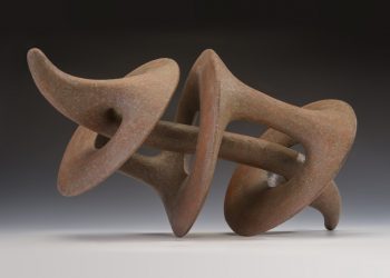 István Holló Ceramics