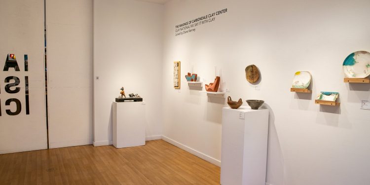 The week’s news in the ceramic art world – September 6, 2022