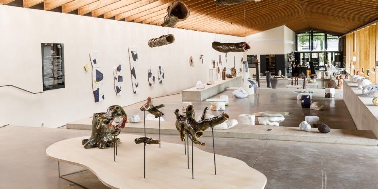 The week’s news in the ceramic art world – September 20, 2022