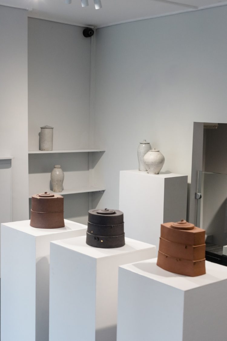 Other Lives New ceramics by Rob Barnard and Julian Stair at Oxford