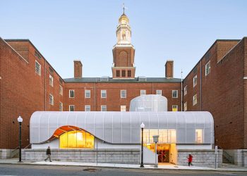 Rhode Island School of Design is hiring an Assistant or Associate Professor, Ceramics
