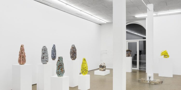 The week’s news in the ceramic art world – January 17, 2024