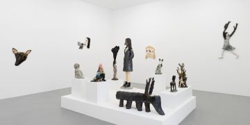 Klara Kristalova ceramic art