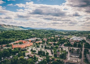 Ceramics Technician & Artist in Residence at East Tennessee State University