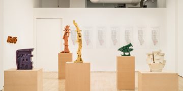 Karen Bennicke ceramics