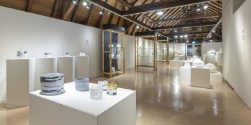 New White: Contemporary porcelain at Keramiekcentrum Tiendschuur