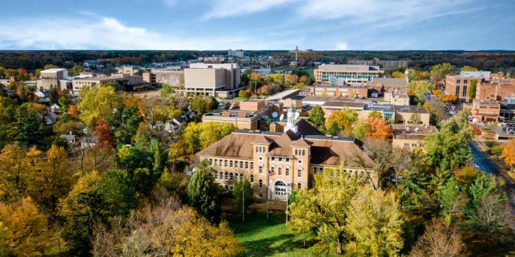 Assistant Professor in Ceramics at University of Wisconsin – Stevens Point