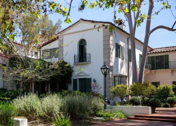 Tenure Track Position in Art, Specializing in Ceramics at Scripps College