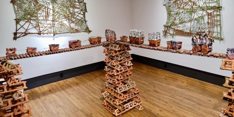 Danielle O’Malley ceramic art