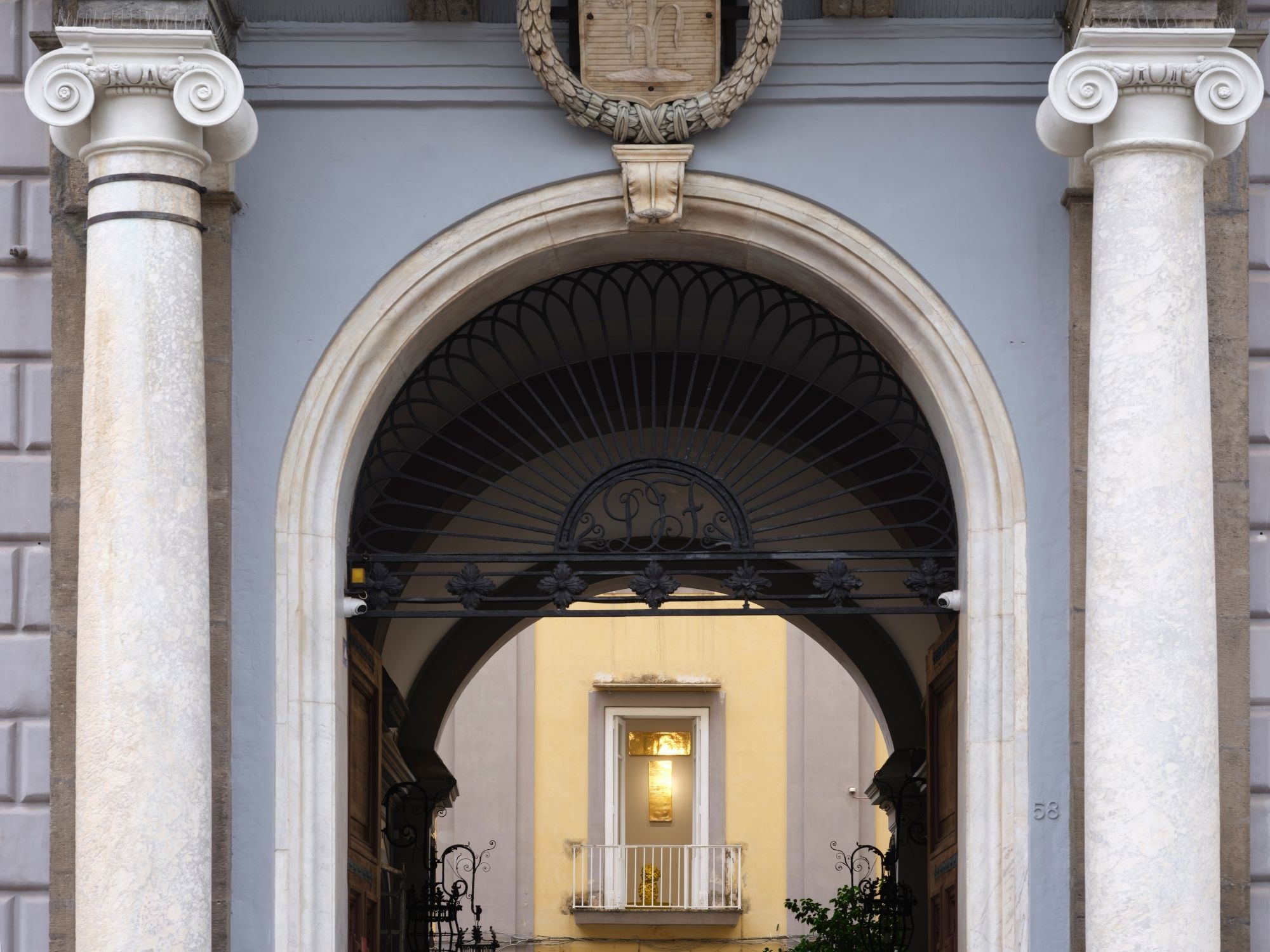 Johan Creten ceramics