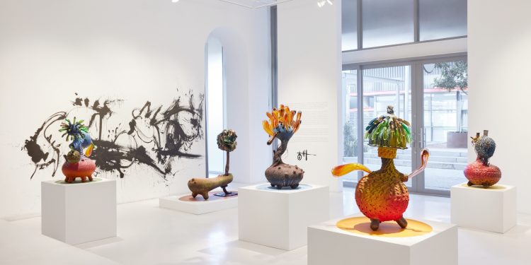 Andile Dyalvane ceramics