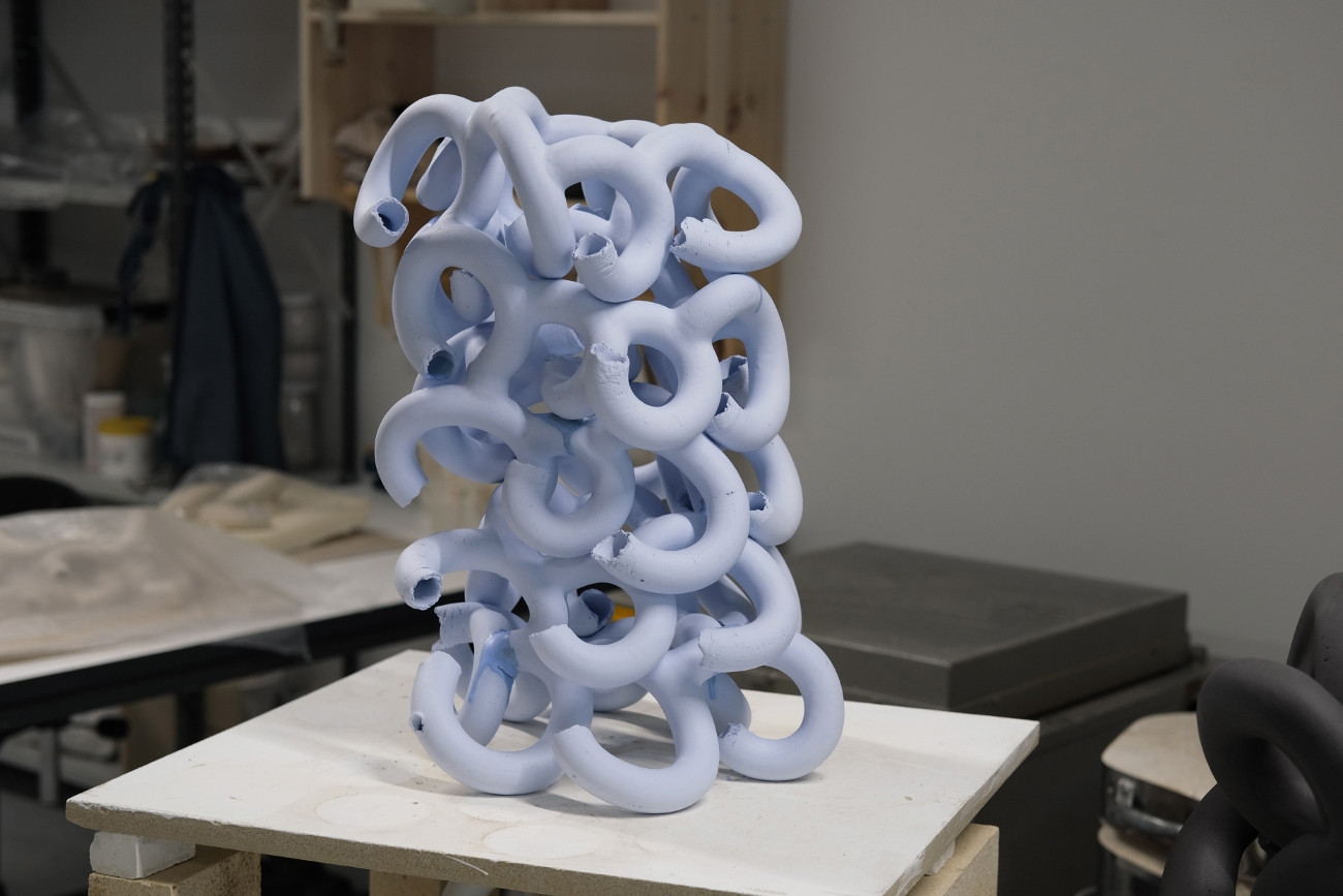 Mingshu Li ceramic artist