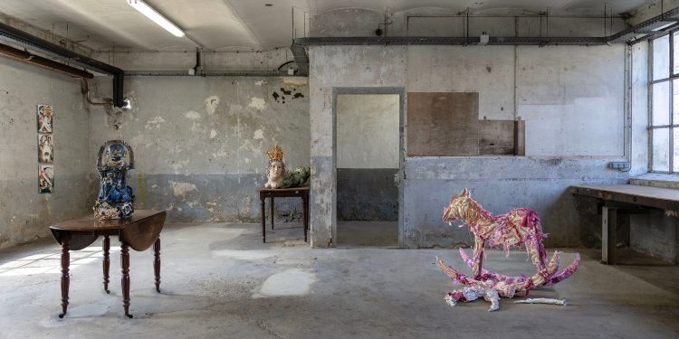 For Want of a Nail, the Golden Shoe was Lost at Studio Orta - Les Moulins, Boissy-Le-Châtel